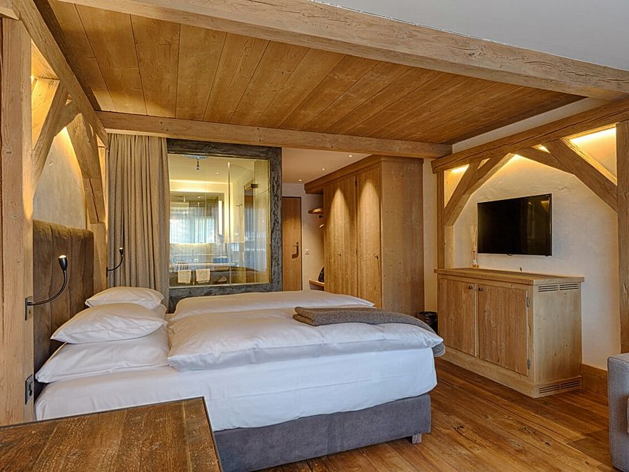 Bernerhof Swiss Quality Hotel Gstaad Exterior photo